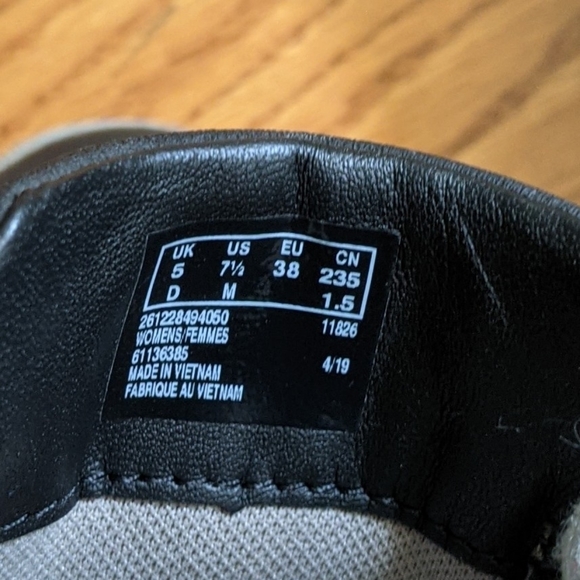 Clarks Unstructured Wavewalk tennis shoes 7 1/2 - Picture 5 of 14